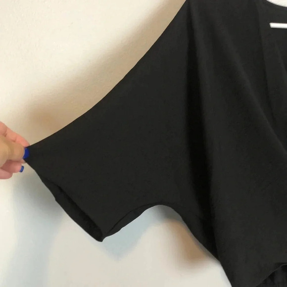 TopShop NWT Buckle Wrap Crop Top Size 4 - Picture 5 of 9